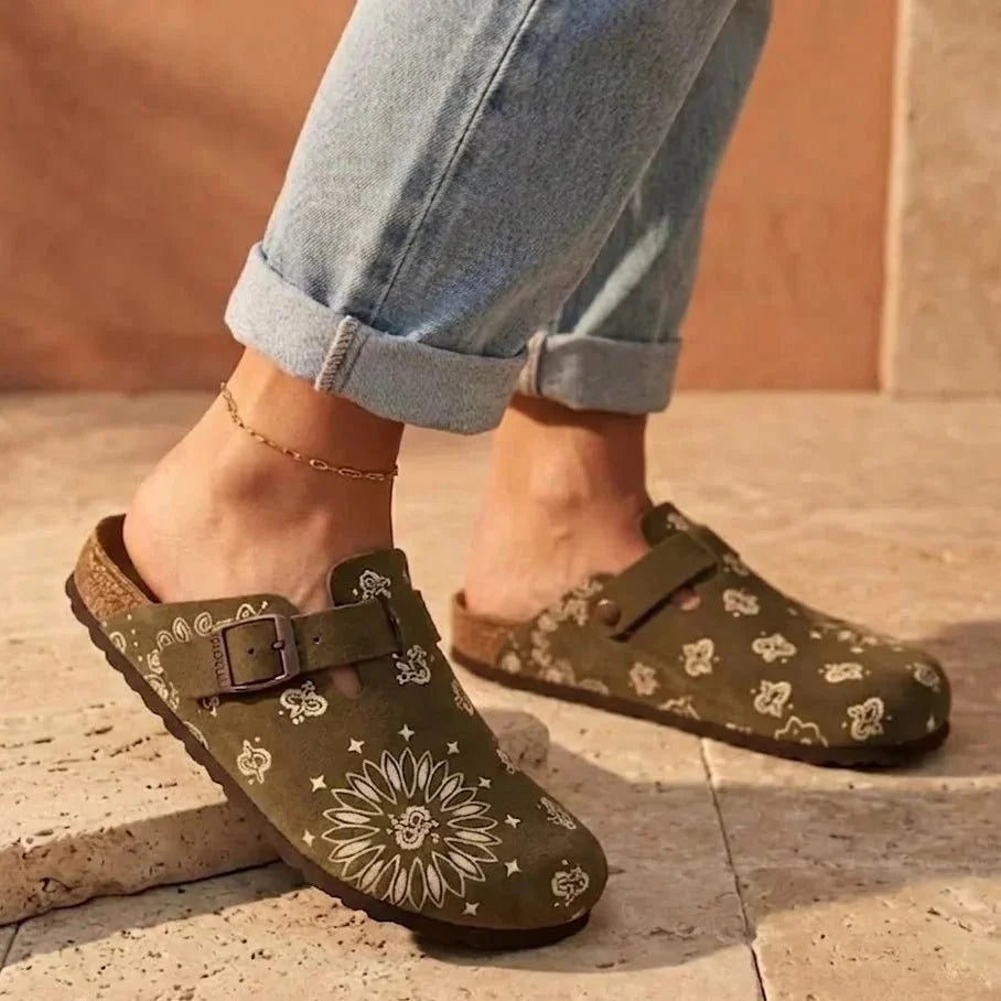 Solal - Classic Suede Clogs